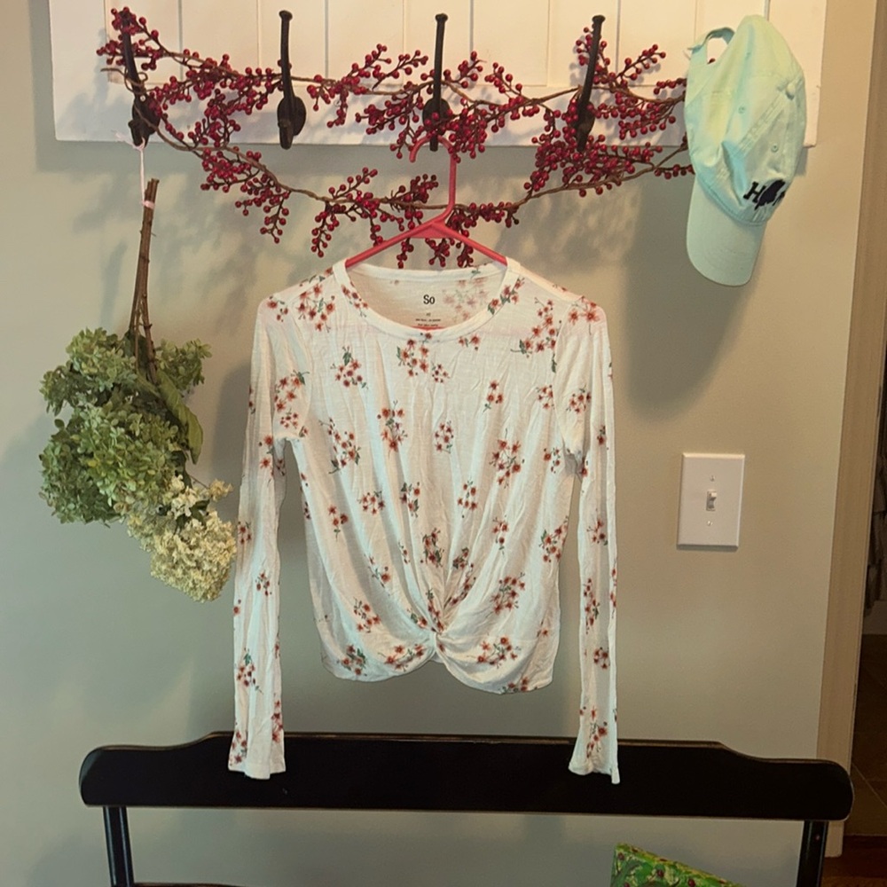 So woman shirt